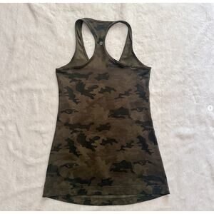 Lululemon Camo Racerback Tank - Size Medium - Excellent!